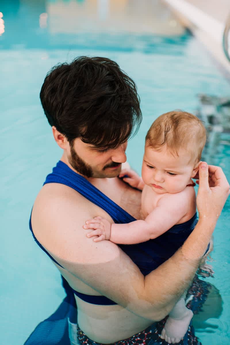 Fular portabebés Hin-Yari para el agua AZUL